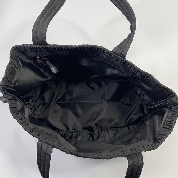 Victoria Secret Large Black Travel Tote NWT - Picture 5 of 8